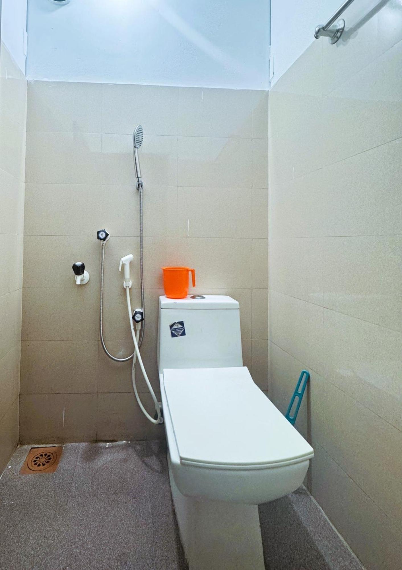 Vcs Apartments Parassinikadavu Parassinikkadavu Стая снимка